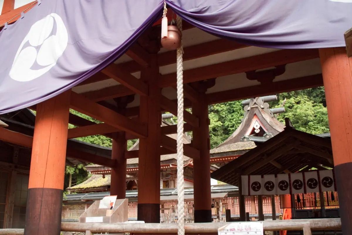 神仏習合の歴史が生んだ“特別な神域”とは